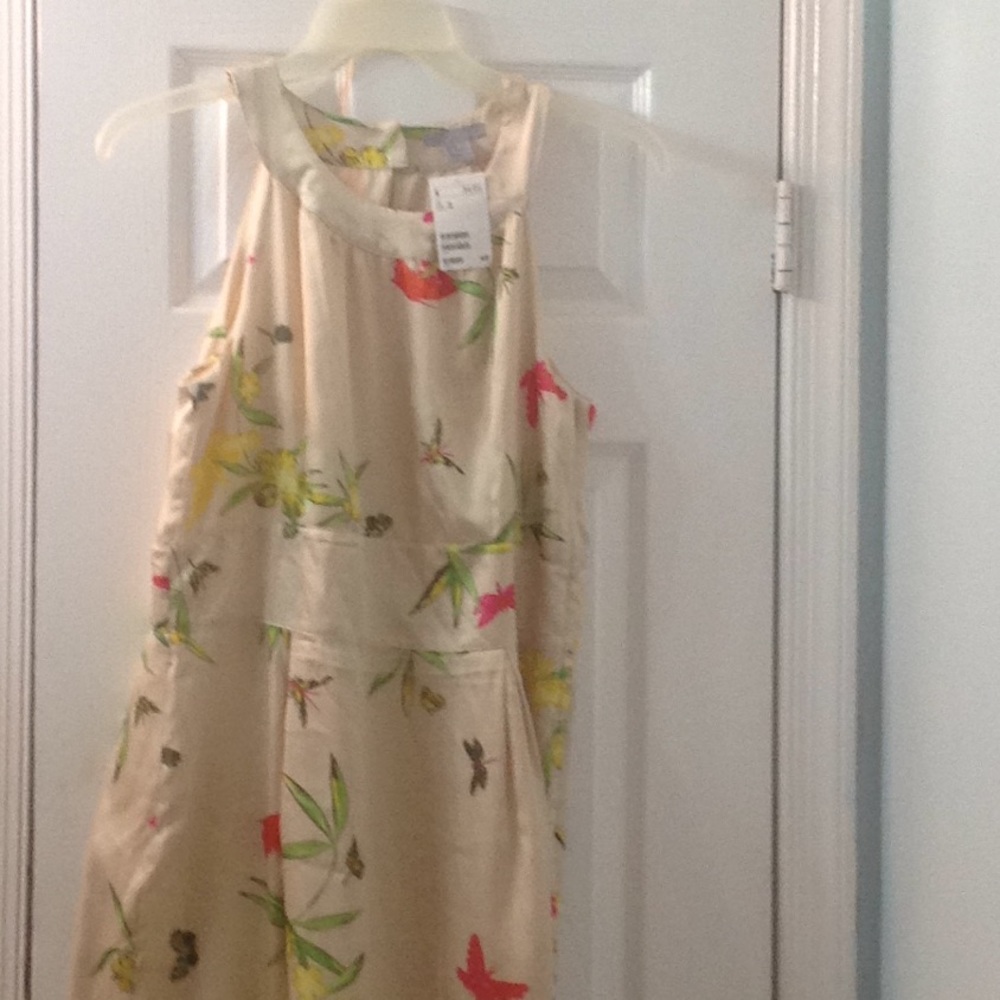 NWT Floral Print Sleeveless Dress
